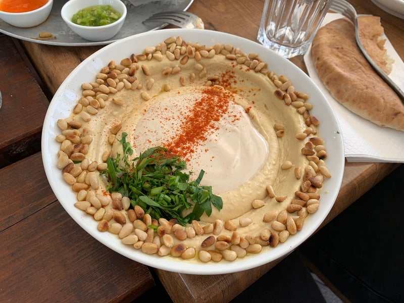 Middle Eastern Hummus
